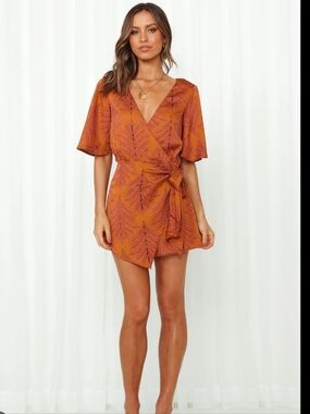 NWT Hello Molly "Midnight Noise" Romper, 6